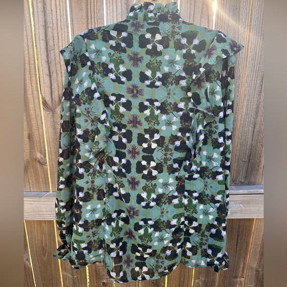Elan Floral Ruffle Blouse - Boho Chic Medium - Picture 4 of 5